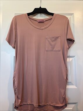 Ragdoll Mauve Short Sleeve Pocket Tee
